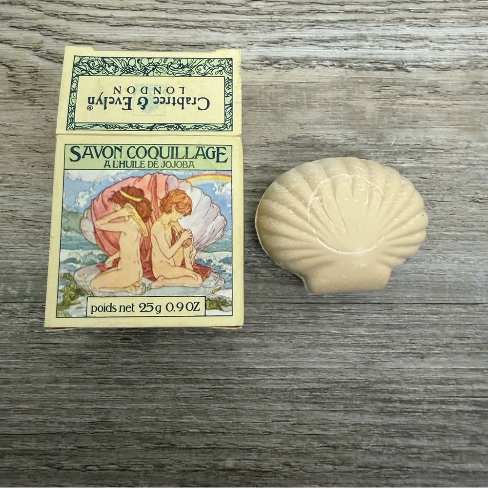 Crabtree & Evelyn London Sea Shell Soap with Jojoba Oil 3.5 oz Vintage 1978